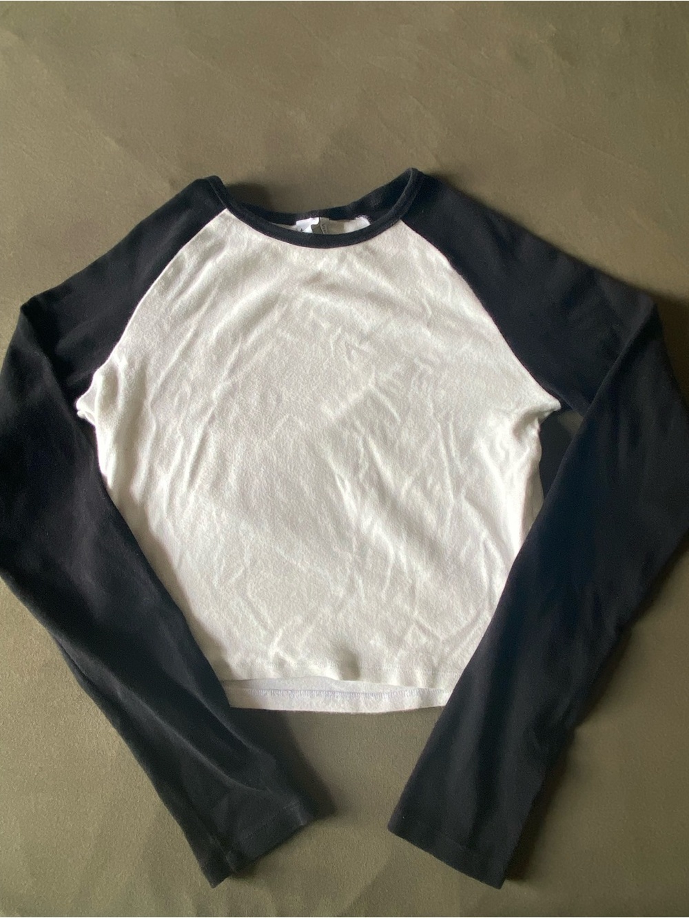 Simons Organic Cotton Raglan Long Sleeve Top